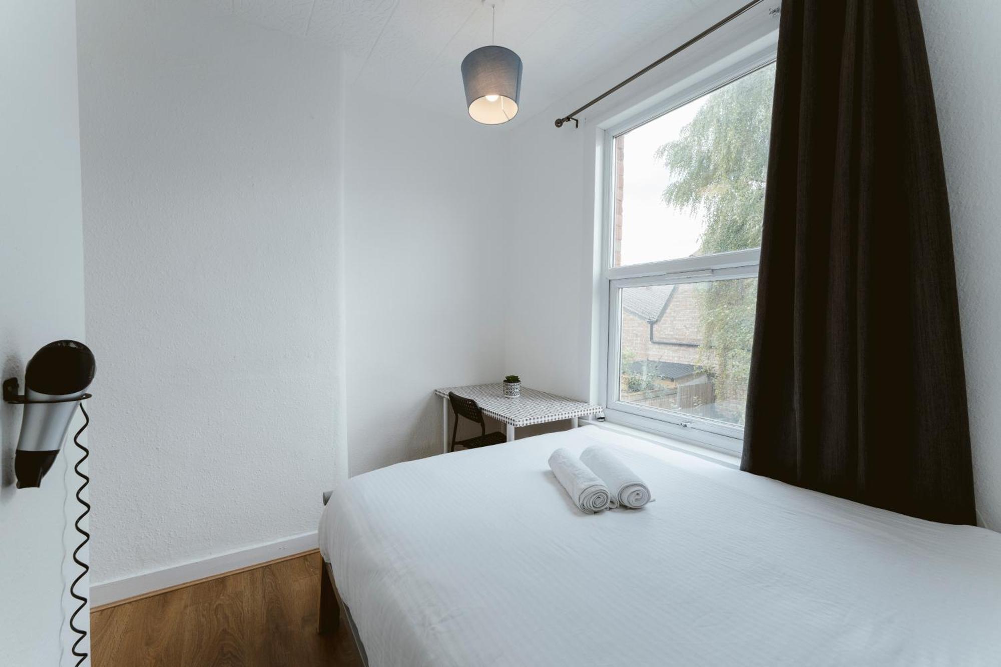 Manor House Great Rooms To Stay London Exterior photo
