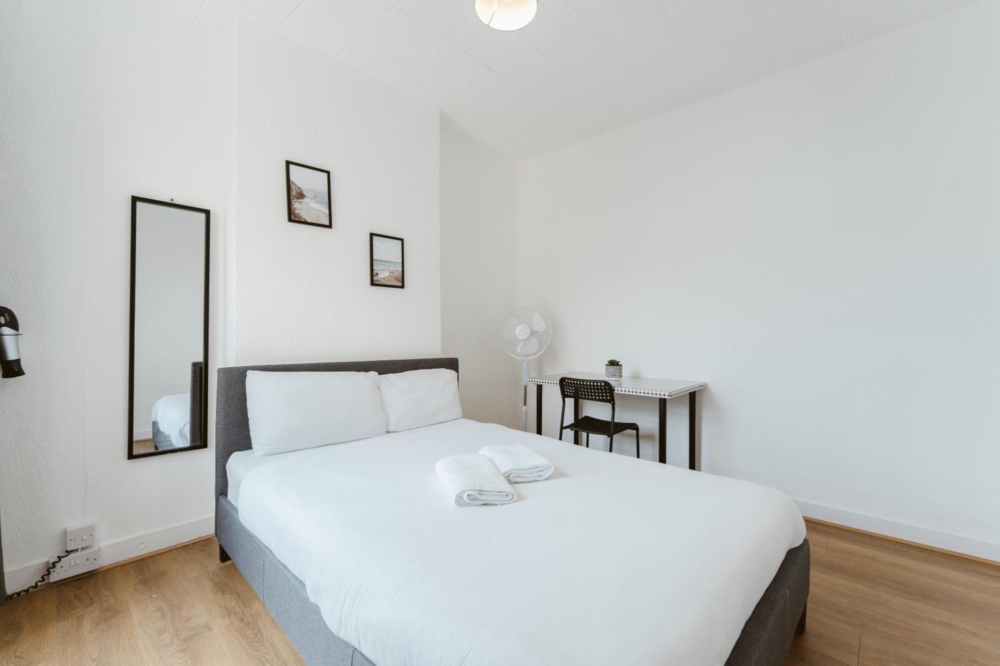 Manor House Great Rooms To Stay London Exterior photo