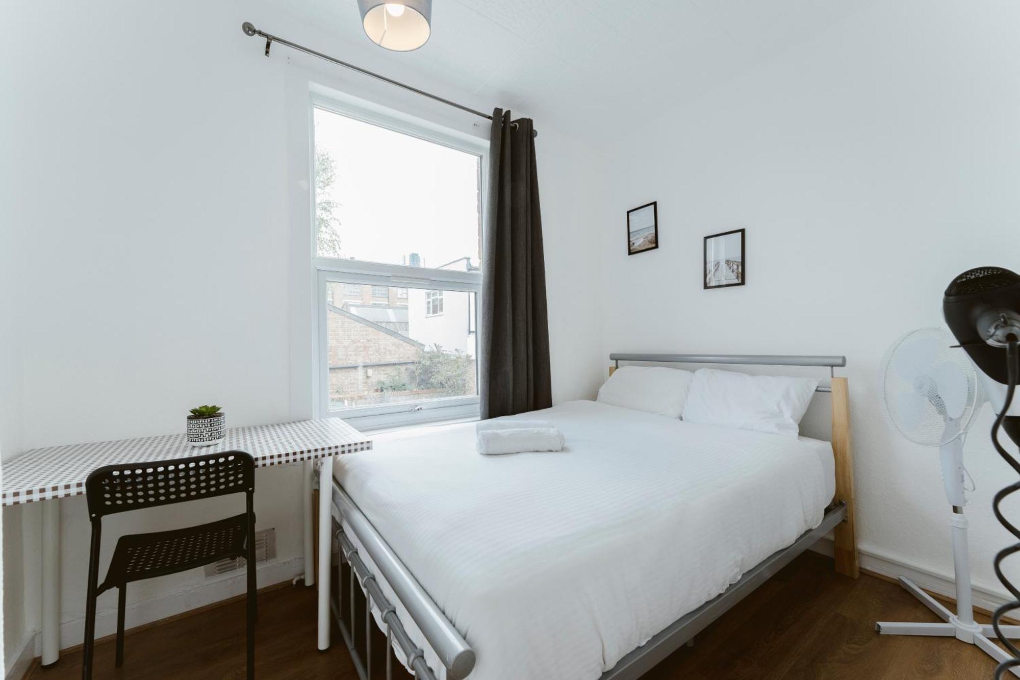 Manor House Great Rooms To Stay London Exterior photo