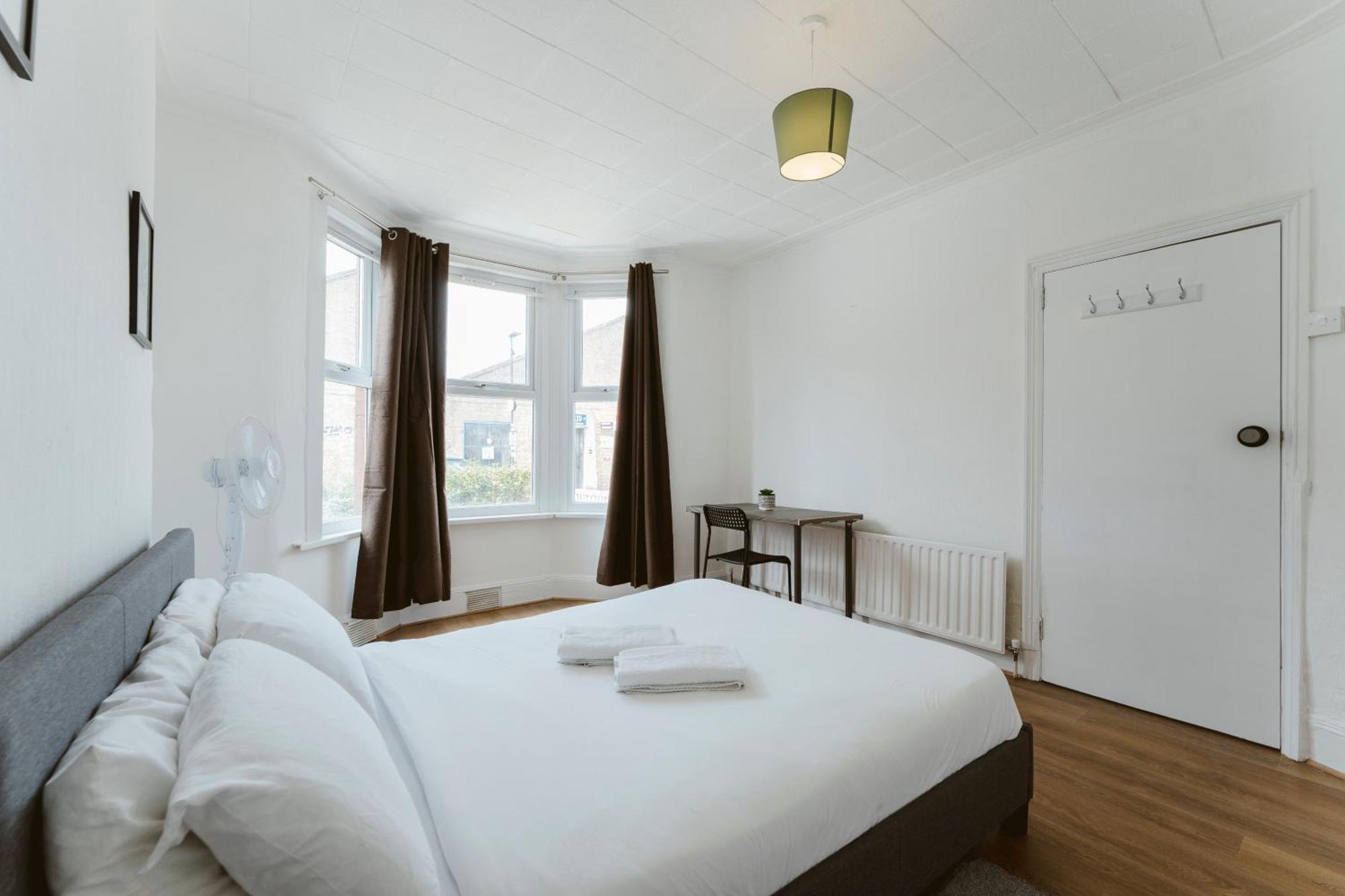 Manor House Great Rooms To Stay London Exterior photo